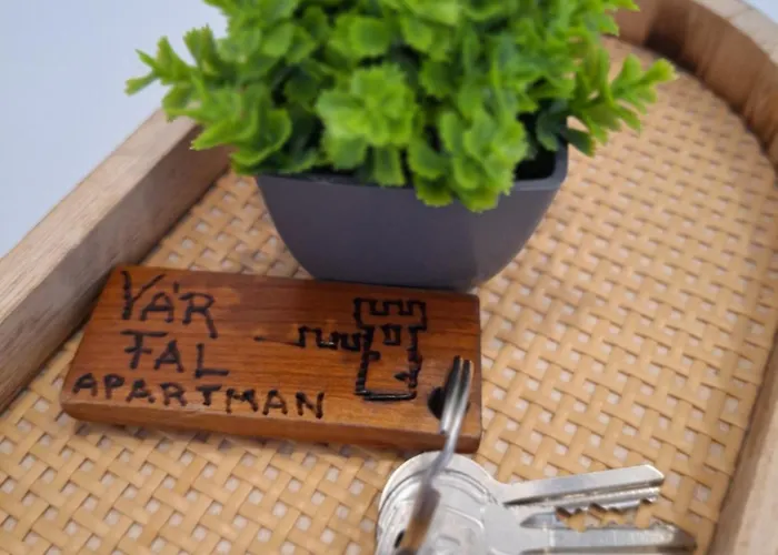 Varfal Apartament Eger