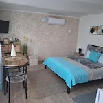 Appartement Varfal I *