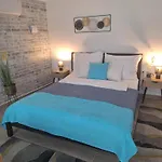 Apartament Varfal I *