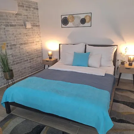 Appartement Varfal I *