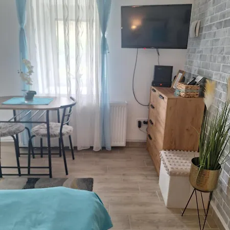 Varfal I Appartement Eger